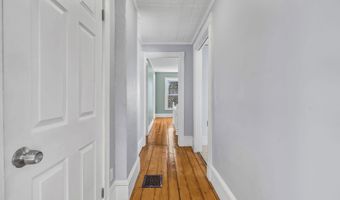327 Essex St, Bangor, ME 04401