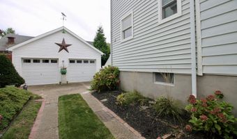 527 8th Ave, Belmar, NJ 07719