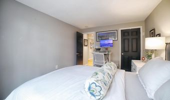 1138 LAKE HERON Dr 2A, Annapolis, MD 21403