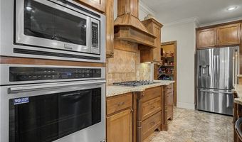 3904 SW Layton Rd, Bentonville, AR 72713
