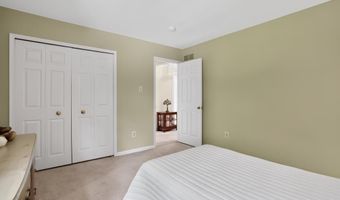 70 HOGAN Ln, Ambler, PA 19002