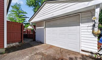 306 S 8th Ave, Beech Grove, IN 46107
