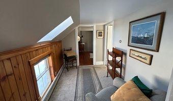 41 Grove St, Belfast, ME 04915