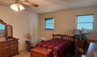 413 Church St, De Kalb, TX 75559