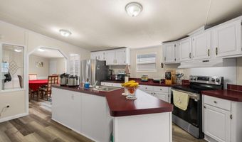 73 Mcleod Ln, Bassfield, MS 39421