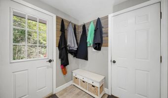 21 Stoney Brook Rd, Bow, NH 03304