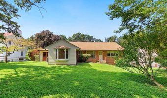 8803 TUCKERMAN Ln, Rockville, MD 20854
