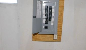 27 Maxwell Ln, Bangor, ME 04401