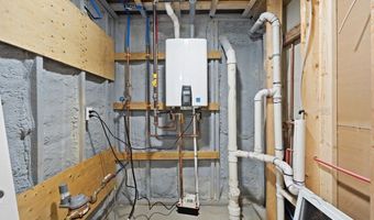 64 Highland Ave B, Attleboro, MA 02703