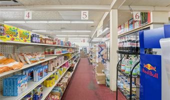 198 Front St, Lincoln, RI 02865