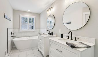 431 Virginia Ave, Bayville, NJ 08721