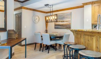 32 Highlands Ln 203, Beaver Creek, CO 81620