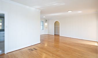 2238 Hoonanea St, Honolulu, HI 96822