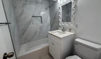 4721 SPRINGBROOK Dr, Annandale, VA 22003