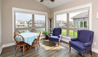 312 NE Pinehurst Cir, Ankeny, IA 50021