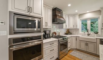 161 Cameron Dr, Bristol, CT 06010
