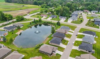 5036 N MILKWEED Trl, Appleton, WI 54913
