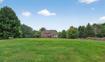 5061 Sandhill Rd, Almont, MI 48003