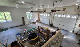 1225 Trowbridge Dr, Alpena, MI 49707