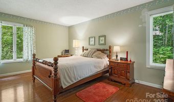 6 Brook Forest Dr, Arden, NC 28704