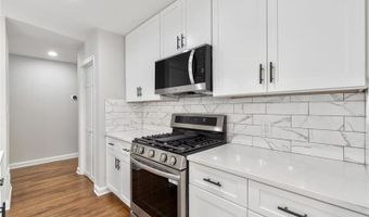 100 Little Rdg, Berkeley Lake, GA 30096