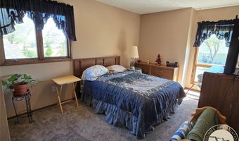 315 S 4th St W, Baker, MT 59313