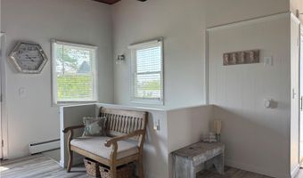 26 Conch Rd, Narragansett, RI 02882