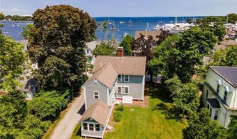 34 Pleasant St, North Kingstown, RI 02852