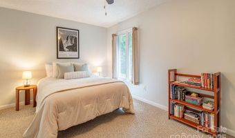 118 Colony Dr, Arden, NC 28704