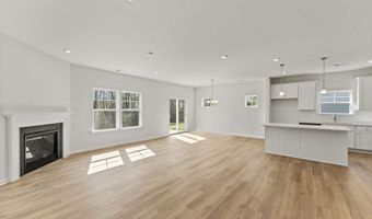38 Lochview Ct, Angier, NC 27501
