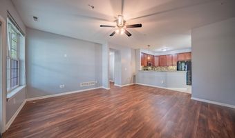 953 E Summerfield Glen Cir, Ann Arbor, MI 48103