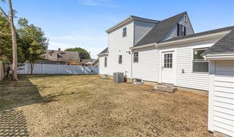 5 Taylor Ct, Cumberland, RI 02864