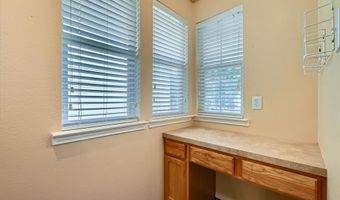 321 Creekview Dr, Anna, TX 75409