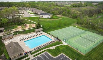 4417 N 141st St, Basehor, KS 66007