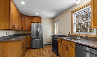 148 North Rd, Hopkinton, RI 02833