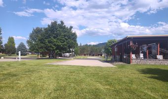 16 Bogie Ln, Blanchard, ID 83804
