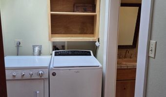 77 Shearer Ave, Bisbee, AZ 85603