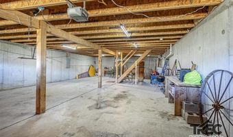 4 Whit Creek Rd, Cody, WY 82414