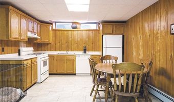 22 GROVE Ave, North Providence, RI 02911