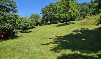 6779 Mud River Rd, Barboursville, WV 25504