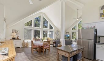 79 Sun Valley Pl, Cascade, ID 83611