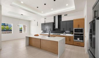 5849 VALLEY PALM Dr, El Paso, TX 79932
