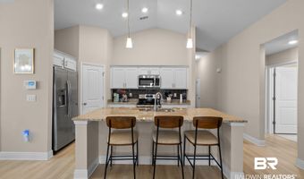 124 Cottage Ln, Atmore, AL 36502