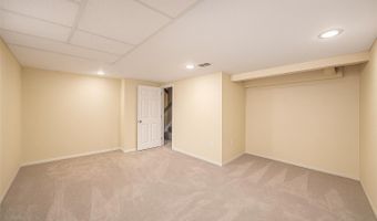 3342 Williamsburg St Rd, Ann Arbor, MI 48108