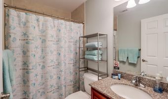 1282 Beach Blvd, Biloxi, MS 39530