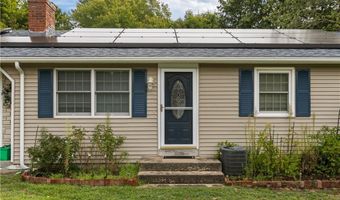 38 Greenwood Rd, North Kingstown, RI 02852