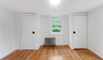 201 Plainfield Pike, Foster, RI 02825