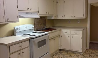 210 Apt 4 Cloverleaf Dr 4, Athens, AL 35611