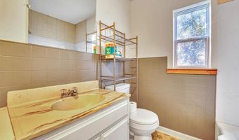 913 E Sycamore, Altus, OK 73521