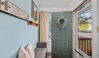 1107 E 20TH St, Cheyenne, WY 82001